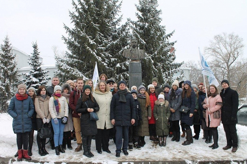 150-летие Максима Горького отметили в Казани